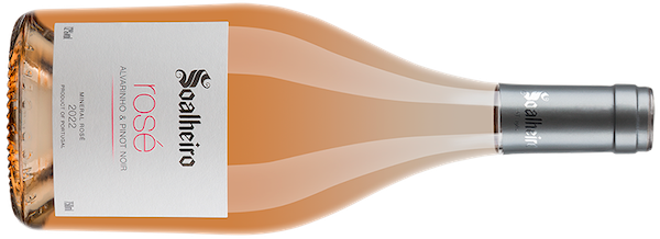alt="Soalheiro Mineral Rosé bottle horizontal view"